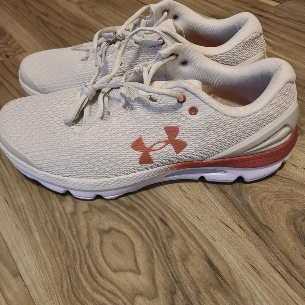 Under Armour Men's Charged Gemini Size 11.5